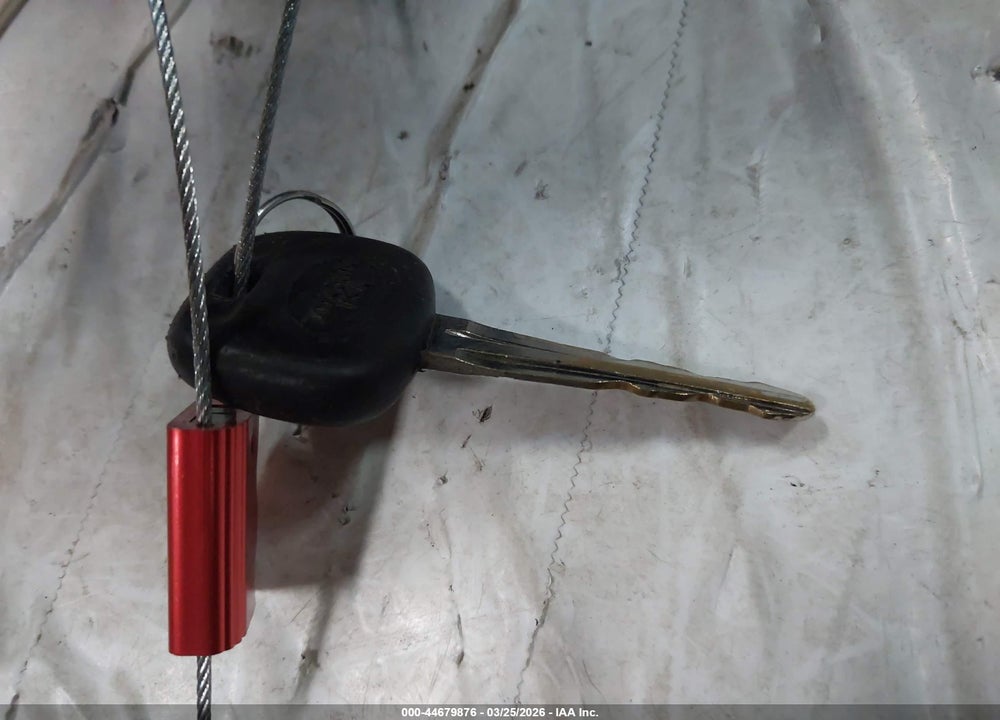 2000 TOYOTA CAMRY XLE V6 VIN: JT2BF28K3Y0288139