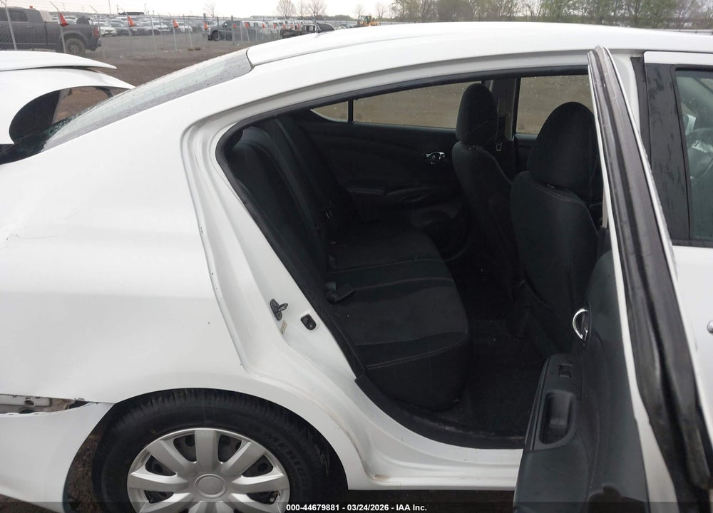 2015 NISSAN VERSA 1.6 SV VIN: 3N1CN7AP2FL854019