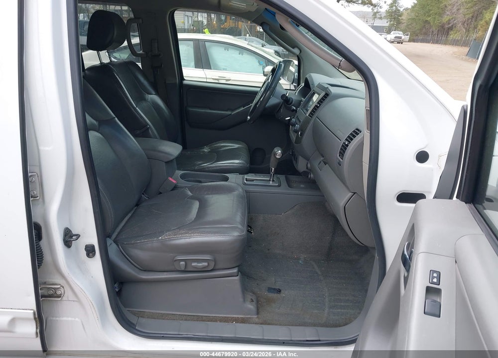 2009 NISSAN FRONTIER LE VIN: 1N6AD07W69C409535