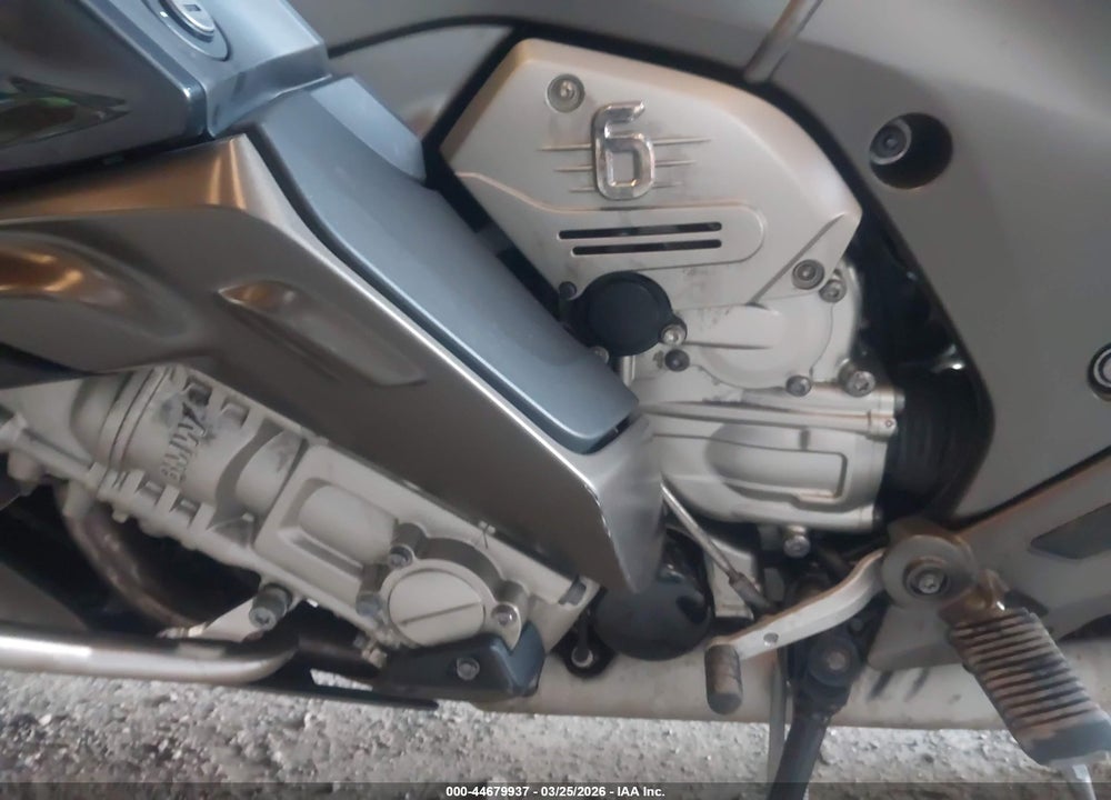 2013 BMW K1600 GT VIN: WB106110XDZX81210