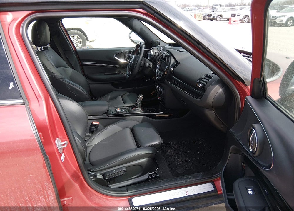 2020 MINI CLUBMAN COOPER S VIN: WMWXJ1C00L2L68715