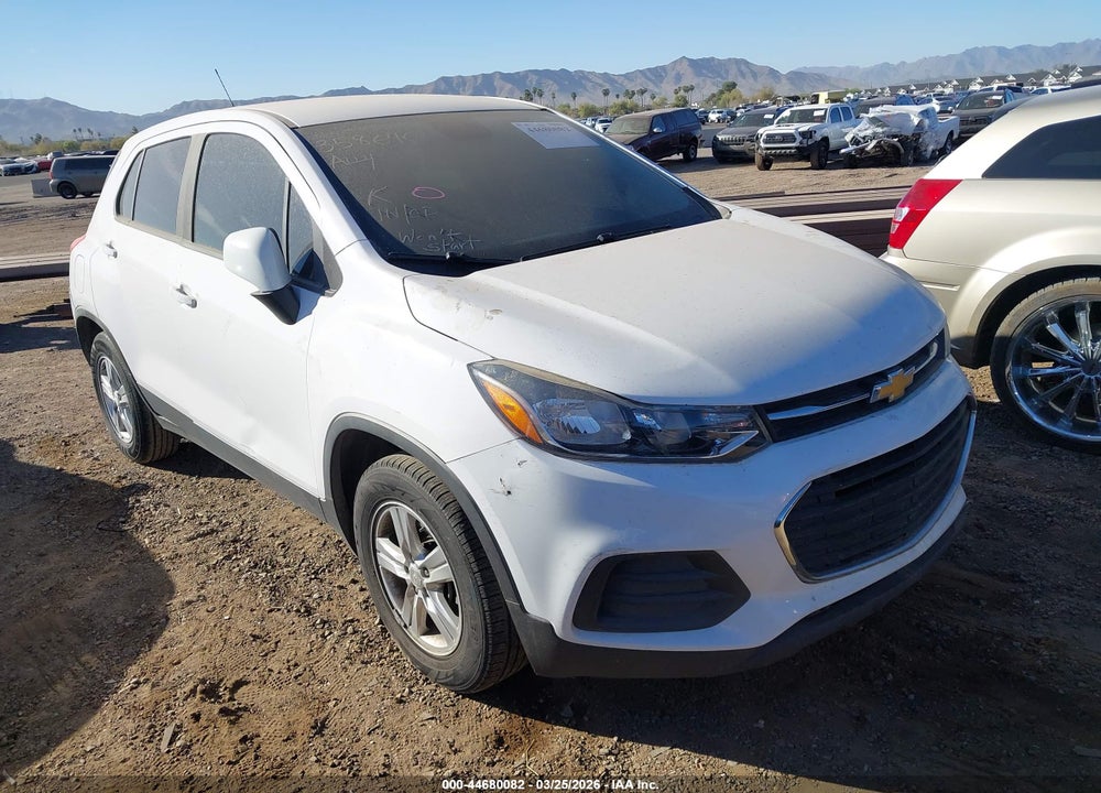 2019 CHEVROLET TRAX LS VIN: 3GNCJKSB2KL358640