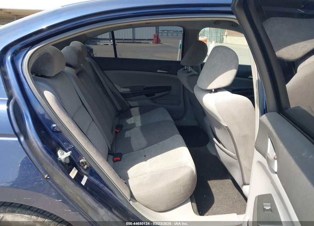 2009 HONDA ACCORD 2.4 LX-P VIN: 1HGCP26429A107526
