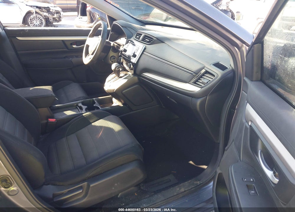2018 HONDA CR-V LX VIN: 2HKRW6H36JH223767