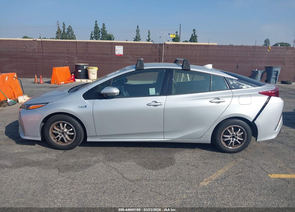 2018 TOYOTA PRIUS PRIME PREMIUM VIN: JTDKARFP6J3095064