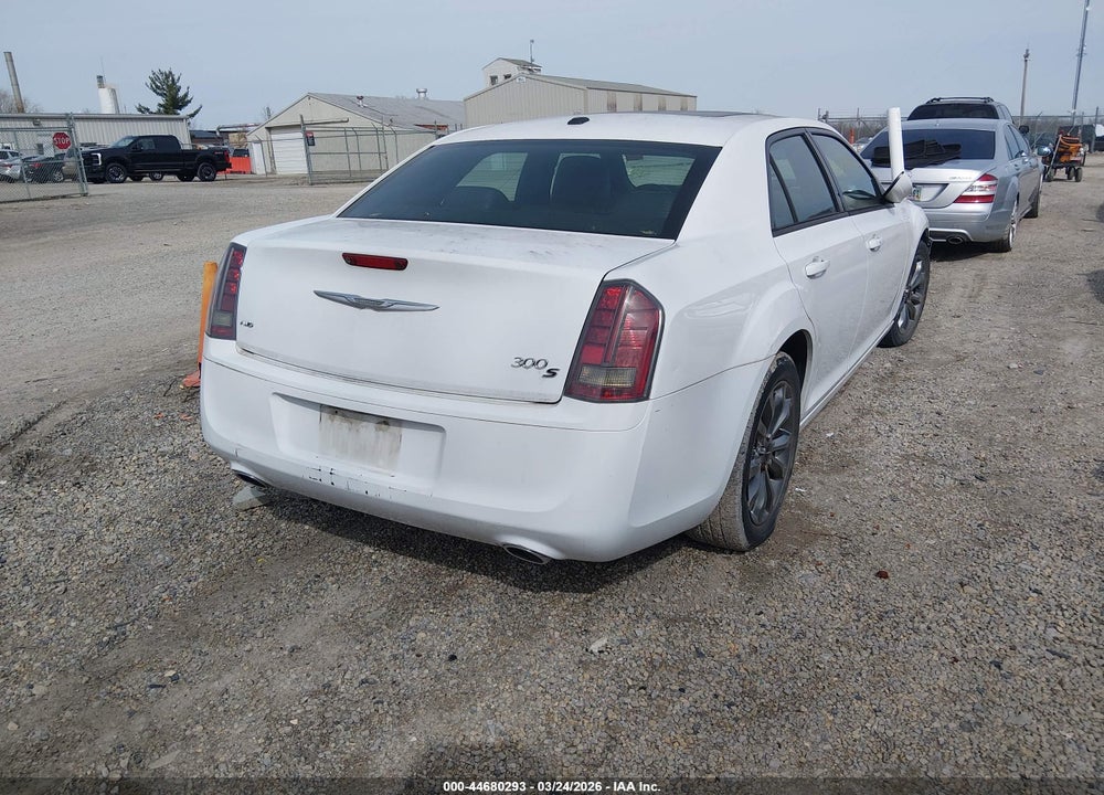 2014 CHRYSLER 300 300S VIN: 2C3CCAGG6EH381857