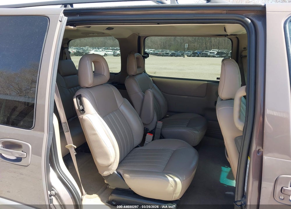 2000 PONTIAC MONTANA M16 VIN: 1GMDX03E9YD186433