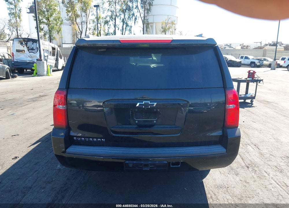 2016 CHEVROLET SUBURBAN LT VIN: 1GNSCHKC3GR174468