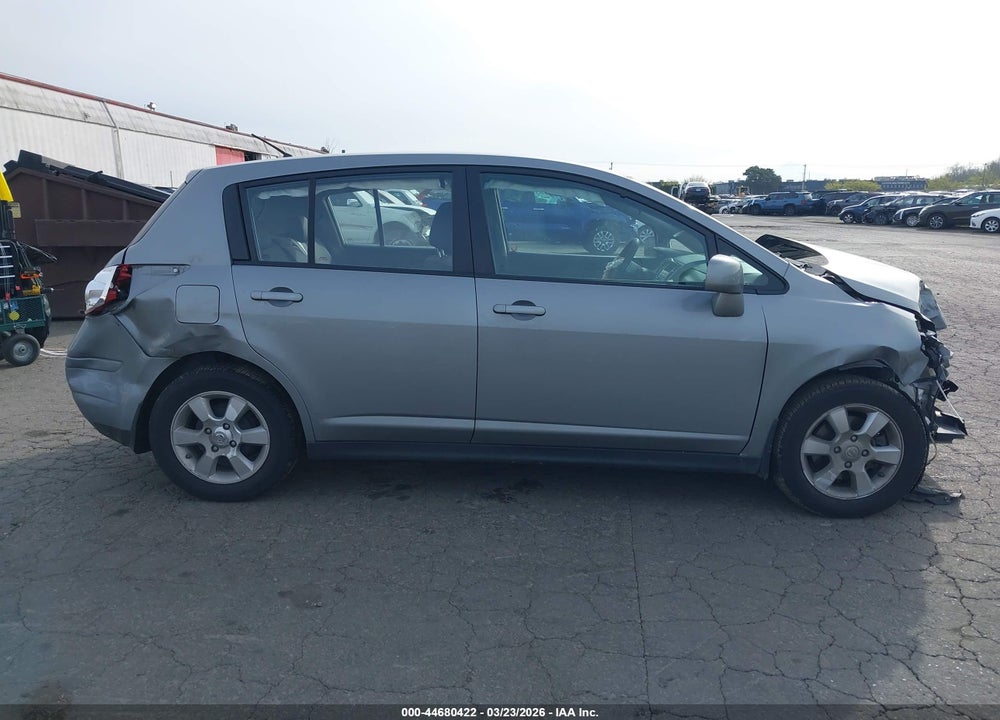 2008 NISSAN VERSA 1.8SL VIN: 3N1BC13E68L402605