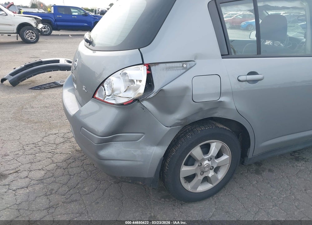 2008 NISSAN VERSA 1.8SL VIN: 3N1BC13E68L402605