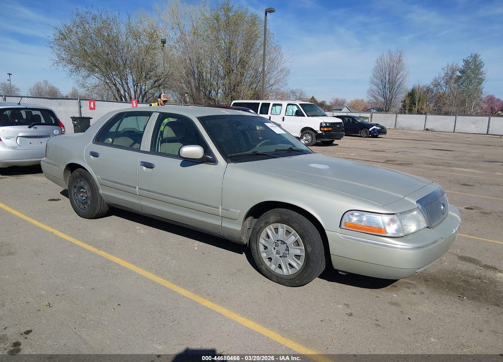 2004 MERCURY GRAND MARQUIS GS VIN: 2MEFM74W94X698653