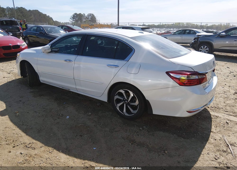 2017 HONDA ACCORD EX-L VIN: 1HGCR2F84HA242129