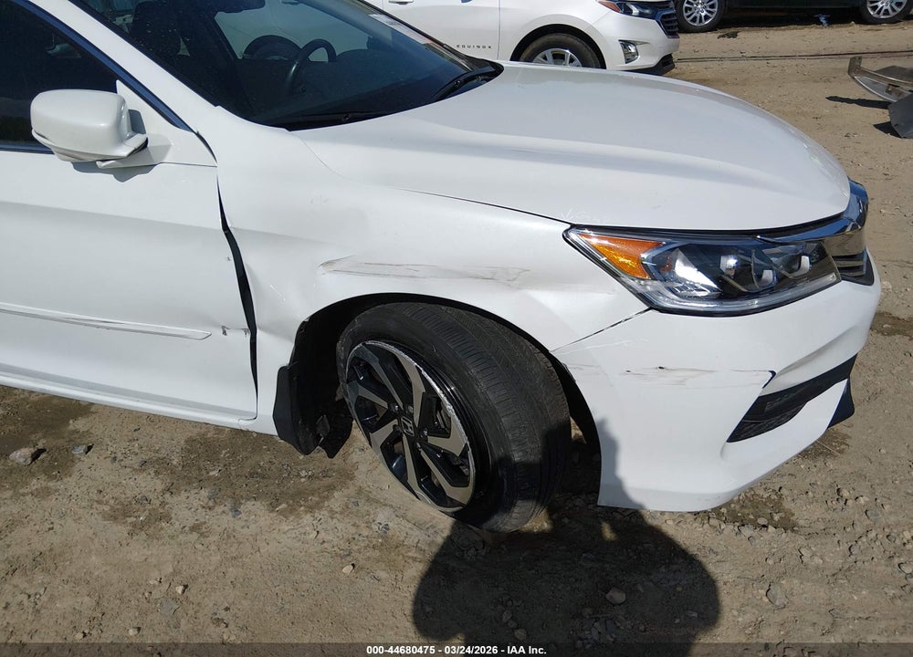 2017 HONDA ACCORD EX-L VIN: 1HGCR2F84HA242129