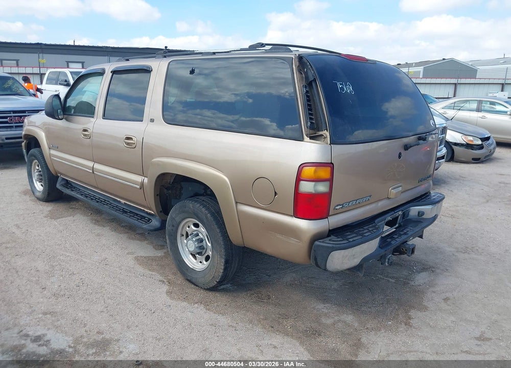 2001 CHEVROLET SUBURBAN 2500 LT VIN: 3GNGK26U21G107568