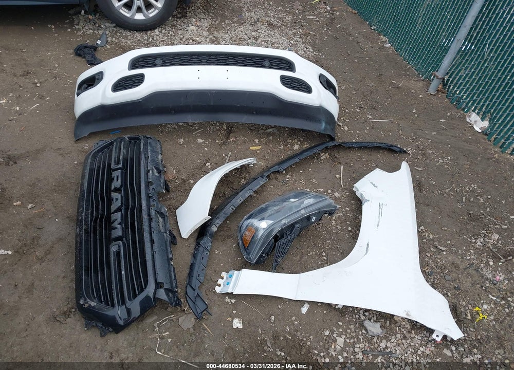 2020 RAM 1500 BIG HORN  4X4 5'7 BOX VIN: 1C6SRFFTXLN283508
