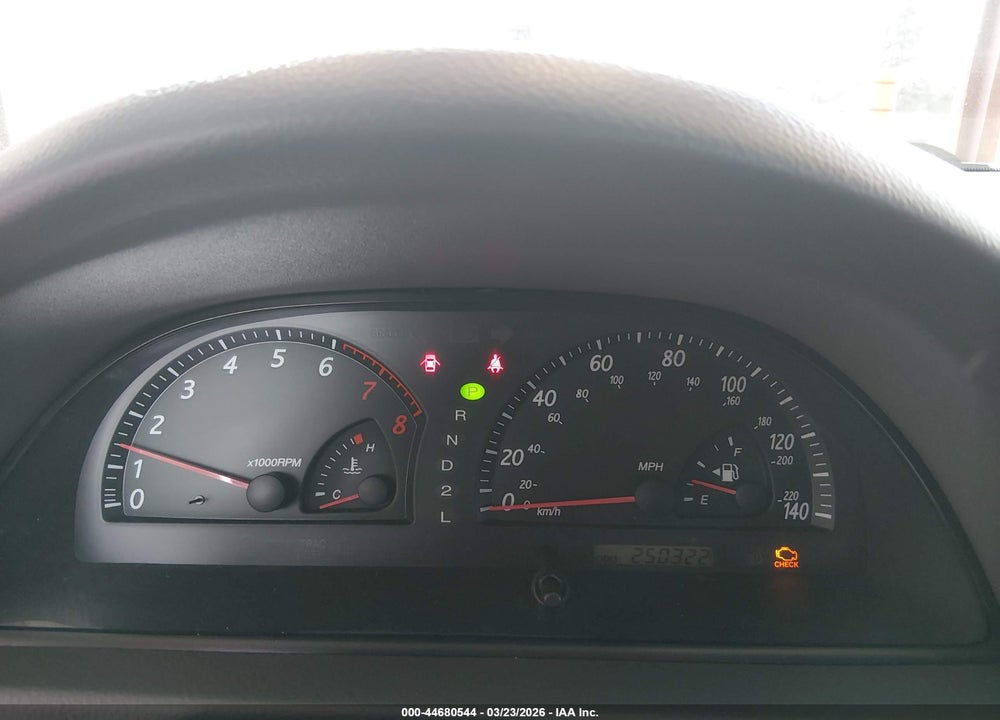2002 TOYOTA CAMRY LE VIN: JTDBE32K720130774