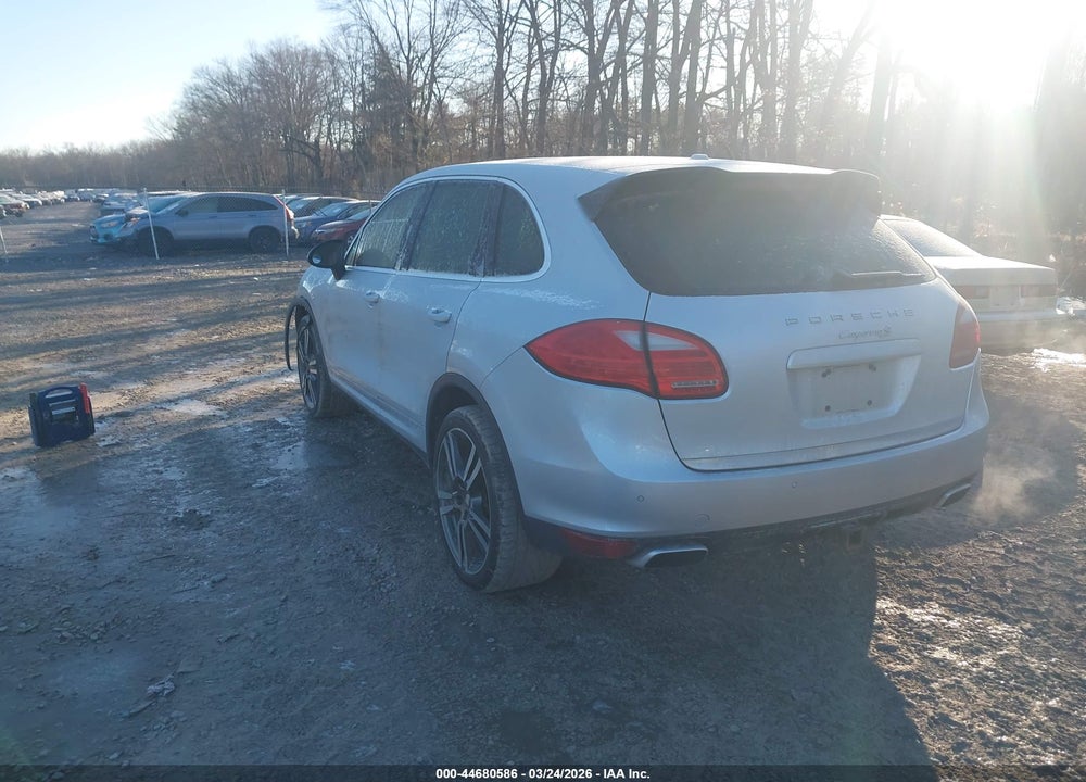 2013 PORSCHE CAYENNE VIN: WP1AA2A21DLA01044