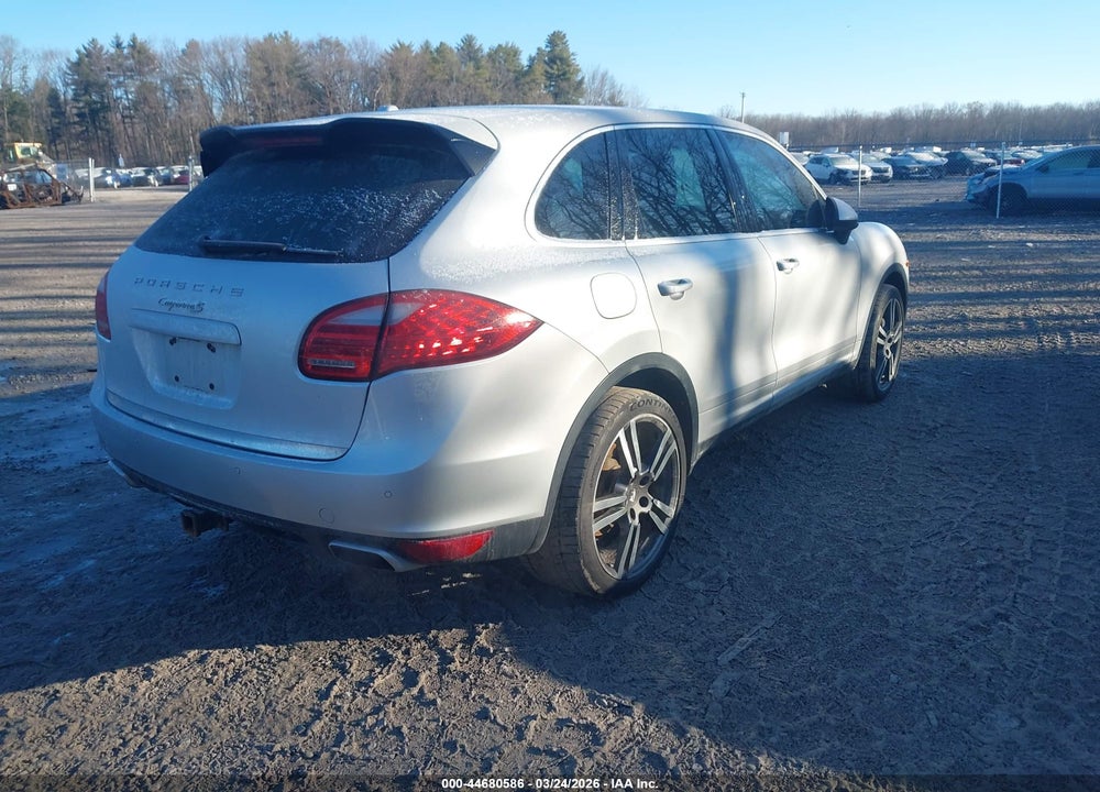 2013 PORSCHE CAYENNE VIN: WP1AA2A21DLA01044