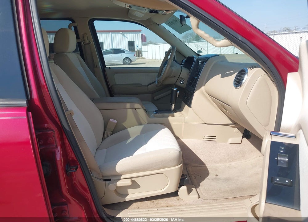2006 FORD EXPLORER XLT VIN: 1FMEU73E26UB05615
