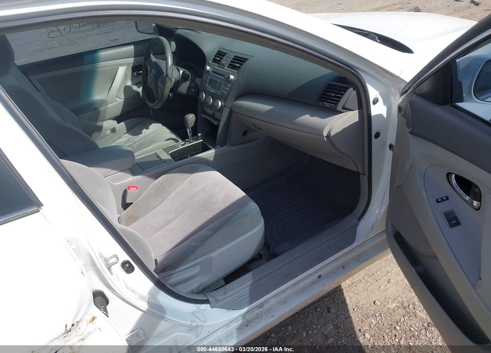 2011 TOYOTA CAMRY LE VIN: 4T4BF3EK2BR130300