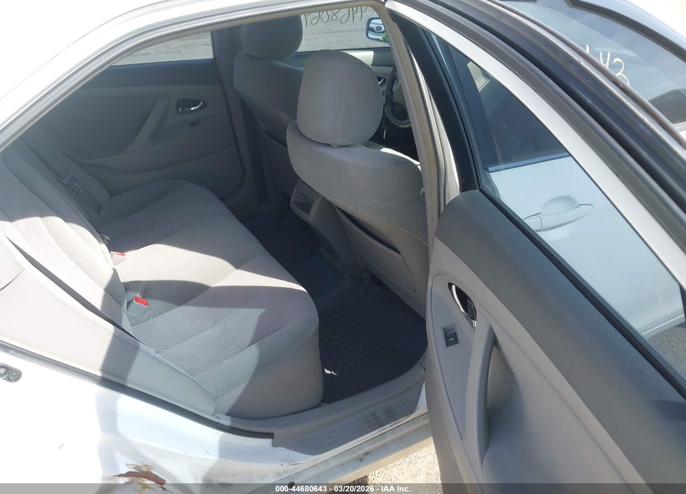 2011 TOYOTA CAMRY LE VIN: 4T4BF3EK2BR130300