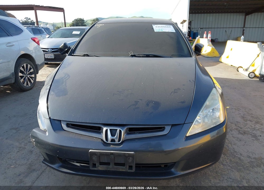2004 HONDA ACCORD 2.4 LX VIN: 1HGCM563X4A025652