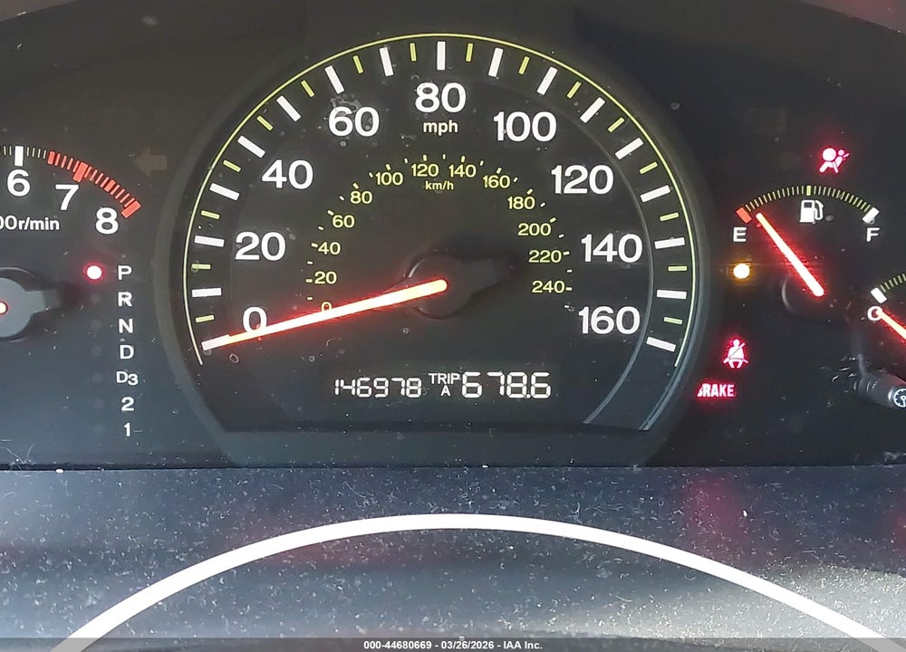2004 HONDA ACCORD 2.4 LX VIN: 1HGCM563X4A025652