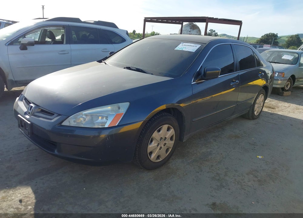 2004 HONDA ACCORD 2.4 LX VIN: 1HGCM563X4A025652