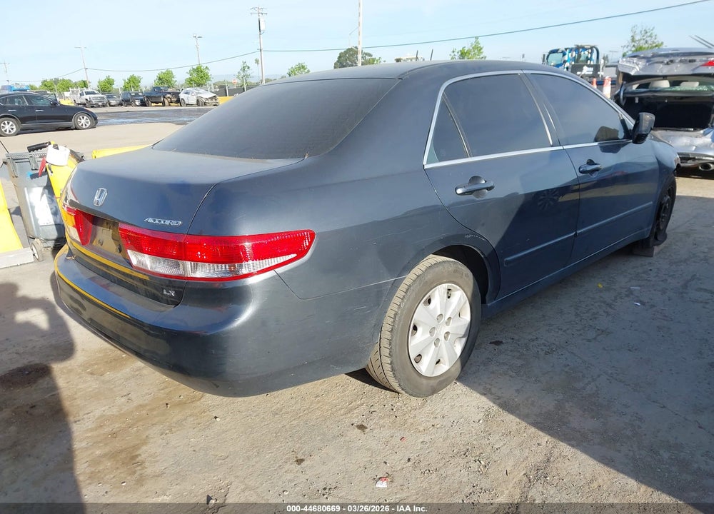 2004 HONDA ACCORD 2.4 LX VIN: 1HGCM563X4A025652