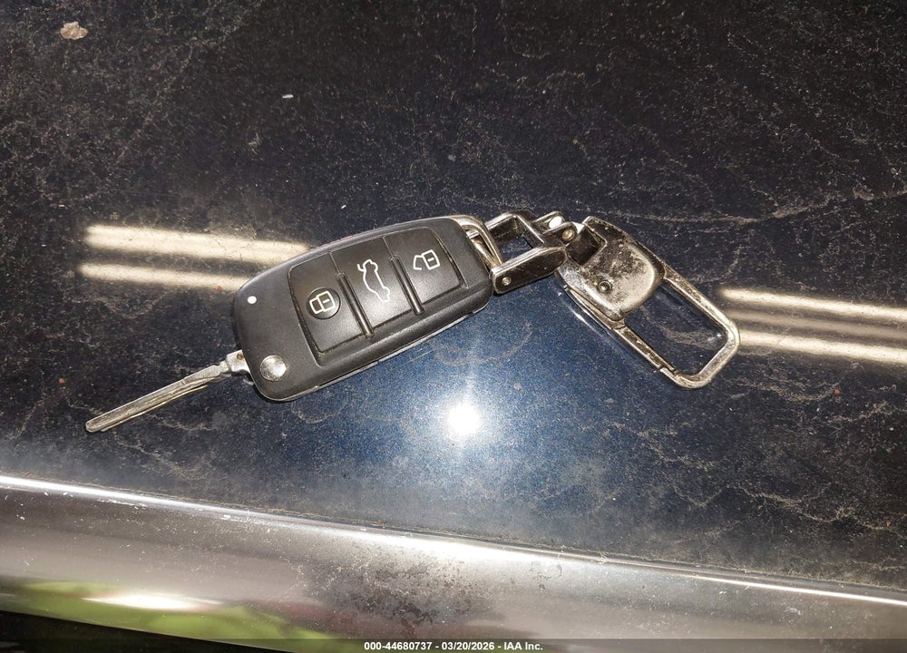 2012 AUDI A3 2.0T PREMIUM VIN: WAUMFAFM6CA025691