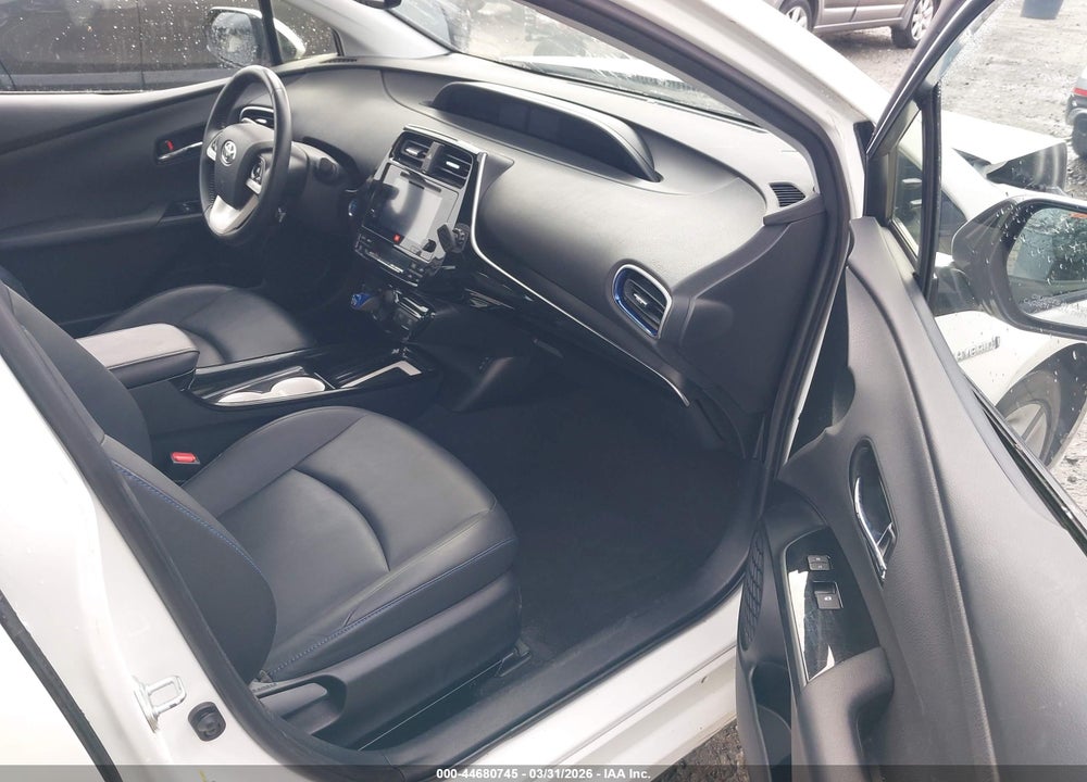 2016 TOYOTA PRIUS FOUR TOURING VIN: JTDKARFU5G3011637