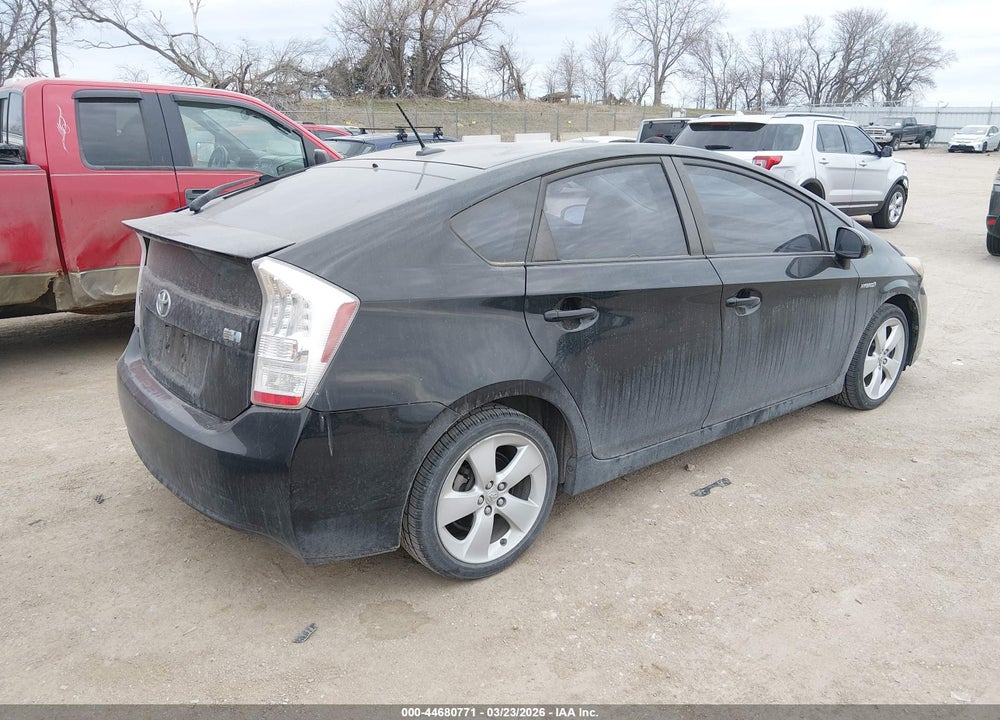 2010 TOYOTA PRIUS V VIN: JTDKN3DU9A0044993