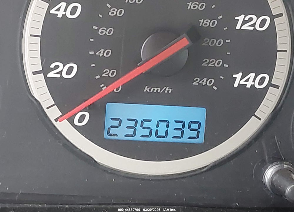 2004 HONDA CR-V LX VIN: JHLRD68404C003686