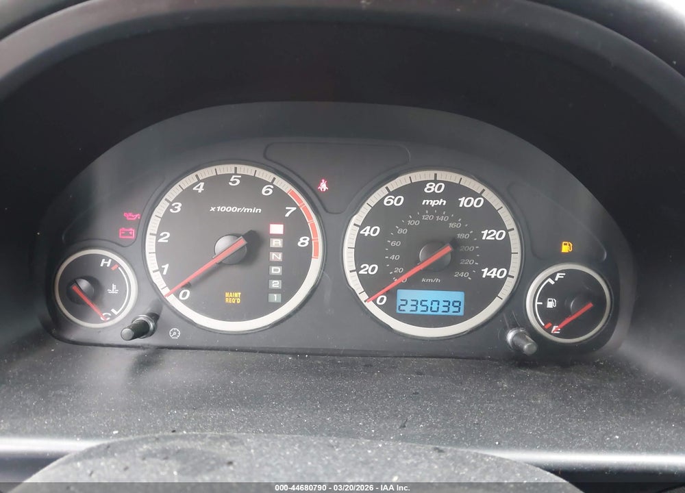 2004 HONDA CR-V LX VIN: JHLRD68404C003686