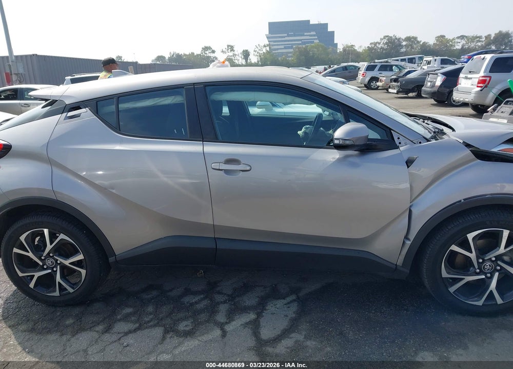 2018 TOYOTA C-HR XLE VIN: NMTKHMBX9JR044885