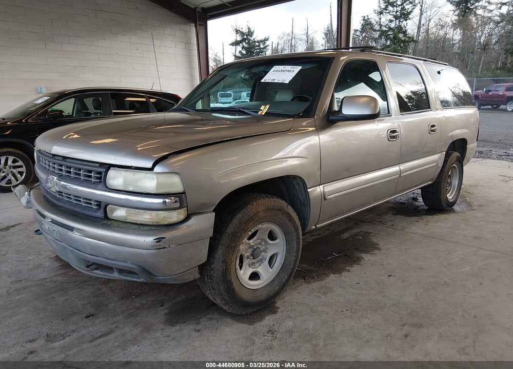2001 CHEVROLET SUBURBAN 1500 LT VIN: 3GNFK16T81G131886