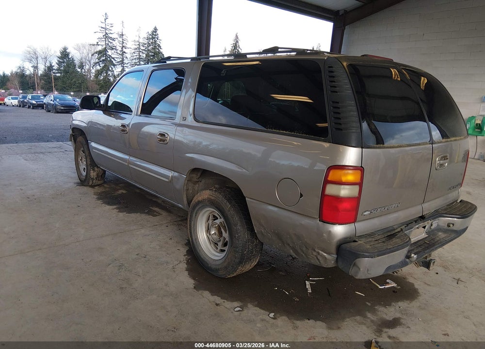2001 CHEVROLET SUBURBAN 1500 LT VIN: 3GNFK16T81G131886