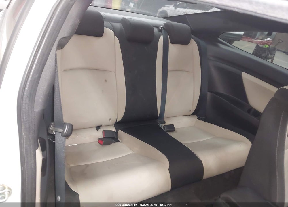 2016 HONDA CIVIC LX VIN: 2HGFC4B5XGH306843
