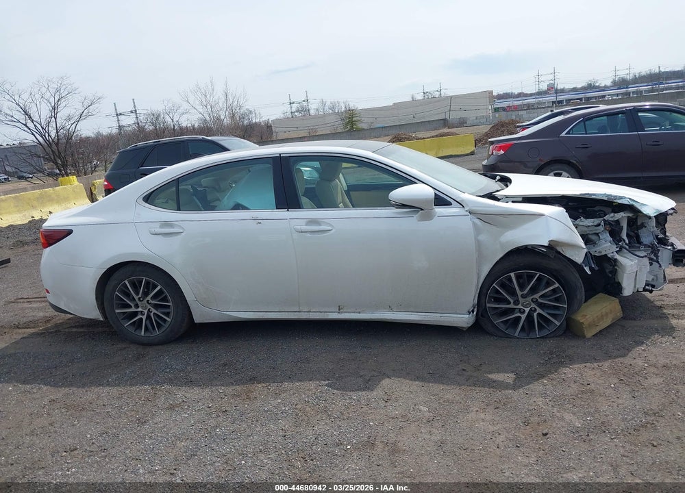 2018 LEXUS ES 350 VIN: 58ABK1GG6JU113879