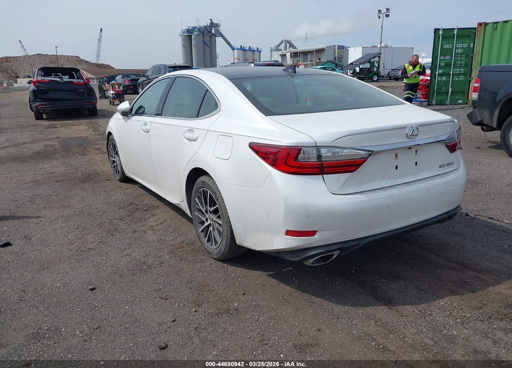 2018 LEXUS ES 350 VIN: 58ABK1GG6JU113879