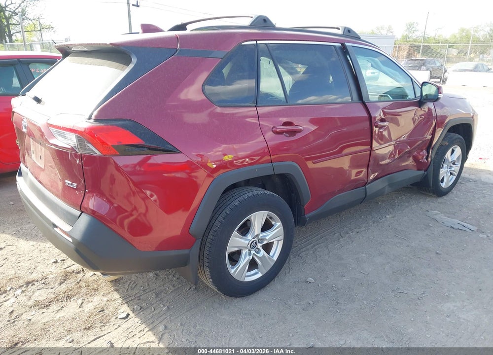 2021 TOYOTA RAV4 XLE VIN: 2T3W1RFV1MW118929