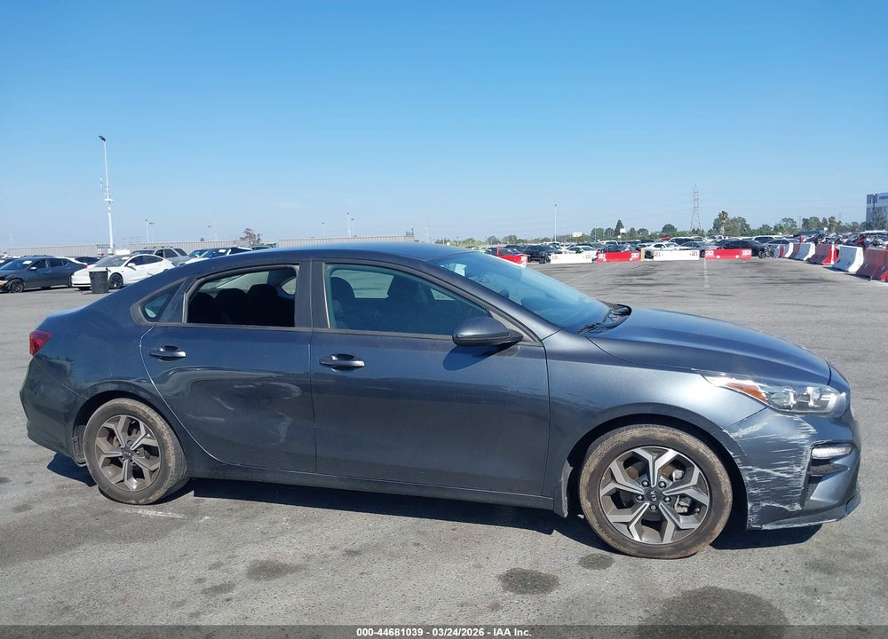 2021 KIA FORTE LXS VIN: 3KPF24AD3ME391560