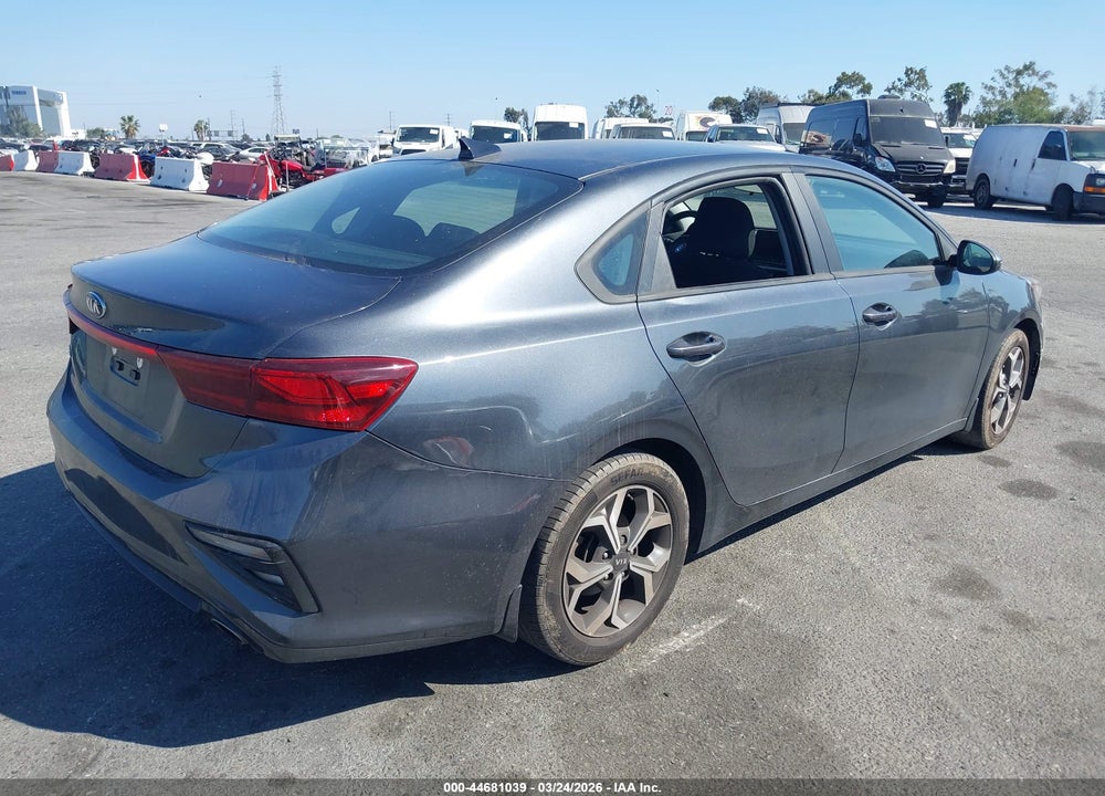 2021 KIA FORTE LXS VIN: 3KPF24AD3ME391560