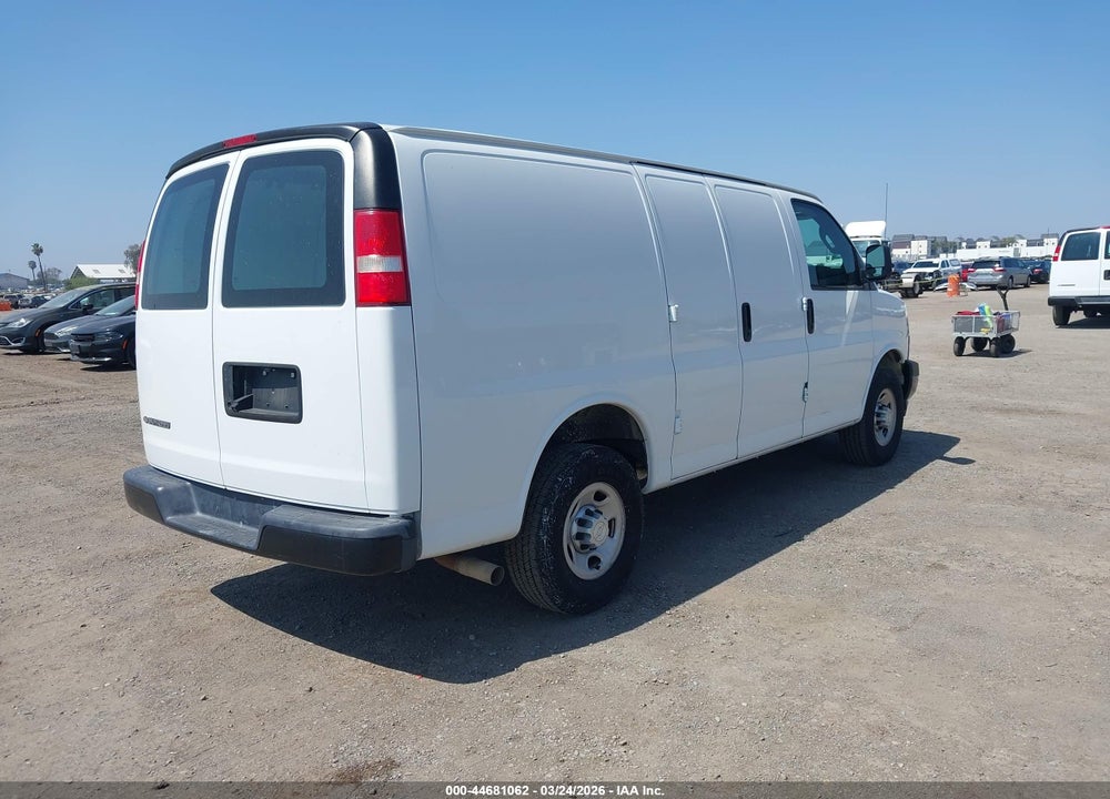 2018 CHEVROLET EXPRESS 2500 WORK VAN VIN: 1GCWGAFG4J1274278