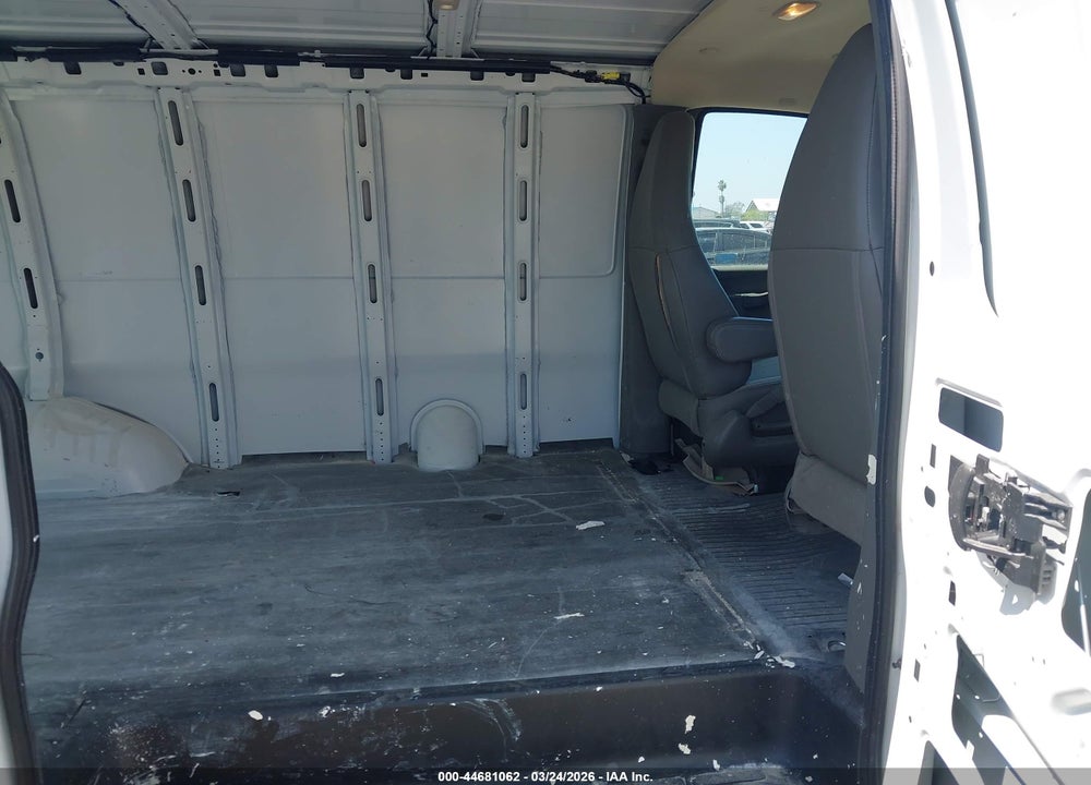2018 CHEVROLET EXPRESS 2500 WORK VAN VIN: 1GCWGAFG4J1274278