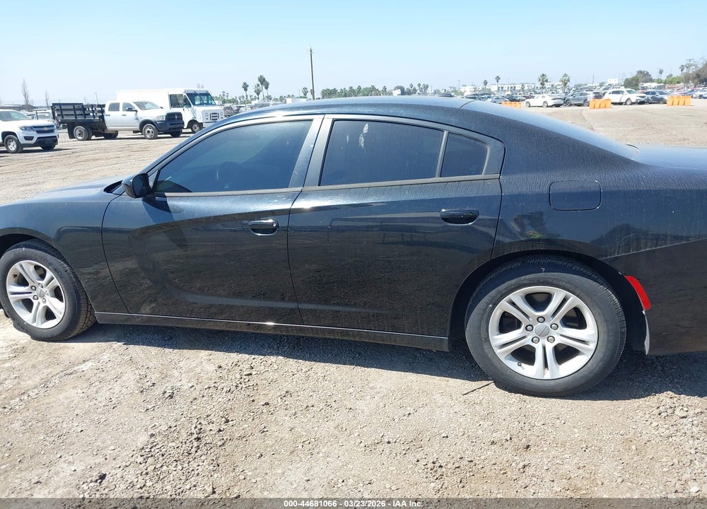 2018 DODGE CHARGER SXT RWD VIN: 2C3CDXBG4JH303501