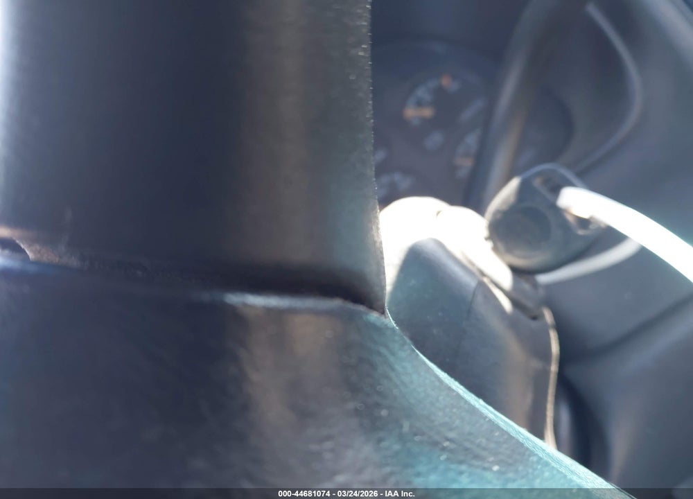 2001 CHEVROLET SILVERADO 1500 VIN: 1GCEK14V61Z255647