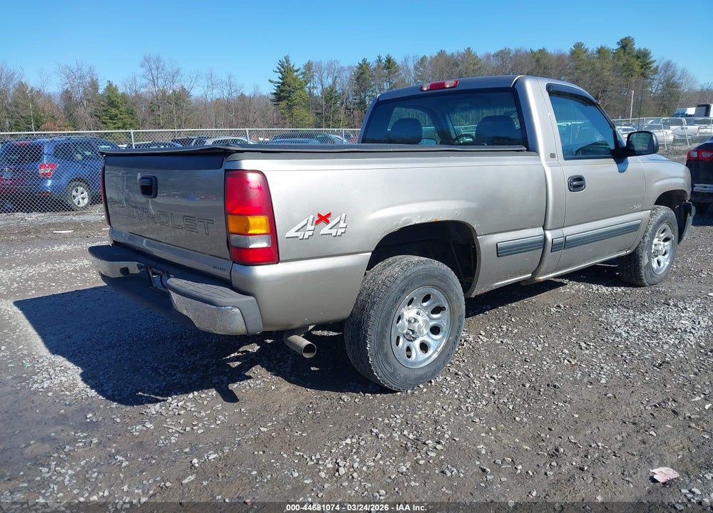 2001 CHEVROLET SILVERADO 1500 VIN: 1GCEK14V61Z255647