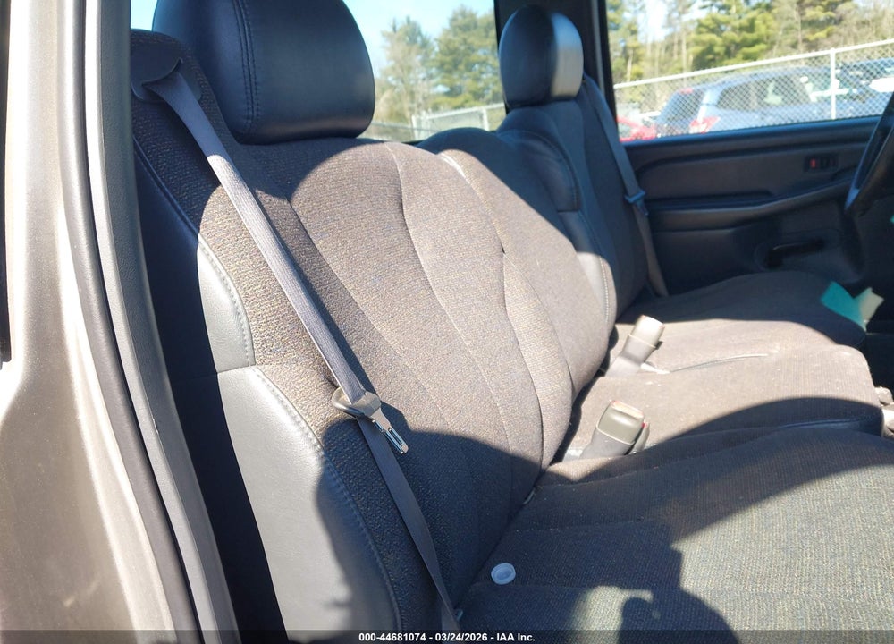 2001 CHEVROLET SILVERADO 1500 VIN: 1GCEK14V61Z255647