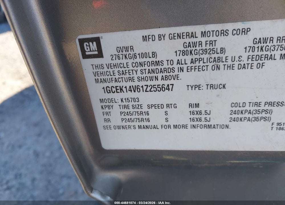2001 CHEVROLET SILVERADO 1500 VIN: 1GCEK14V61Z255647